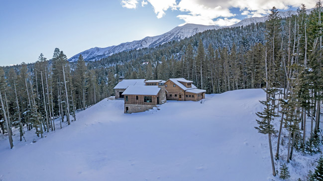 Montana Custom Home In Bridgers