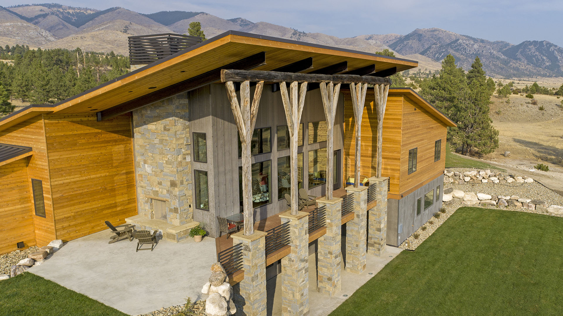 Custom Deck Close Up Canyon Ferry Home