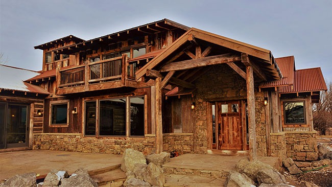 Front Entrance Mt Rustic Homestead